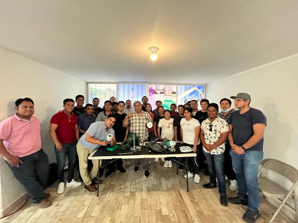 Ex alumno DYSCO University